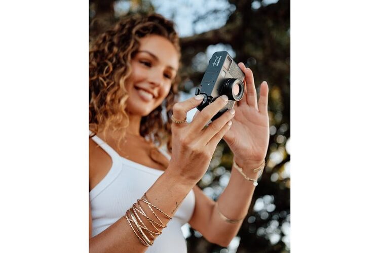 FujiFilm X-Half Charcoal Silver