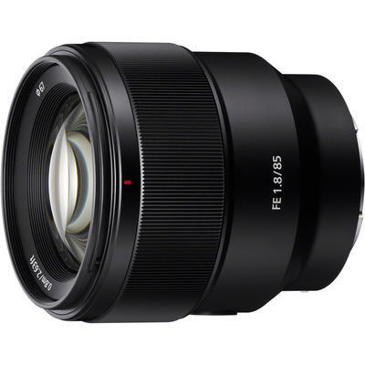 Sony FE 85mm f/1.8 OSS