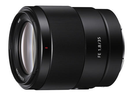 Sony FE 35mm f/1.8 -