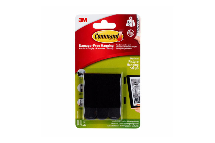 3M Command™ Picture Hanging Strips (M) - čierne závesné prúžky