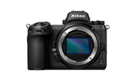 Bezzrkadlovka Nikon Z6 s čiernym telom, veľkým bajonetom a viditeľným snímačom